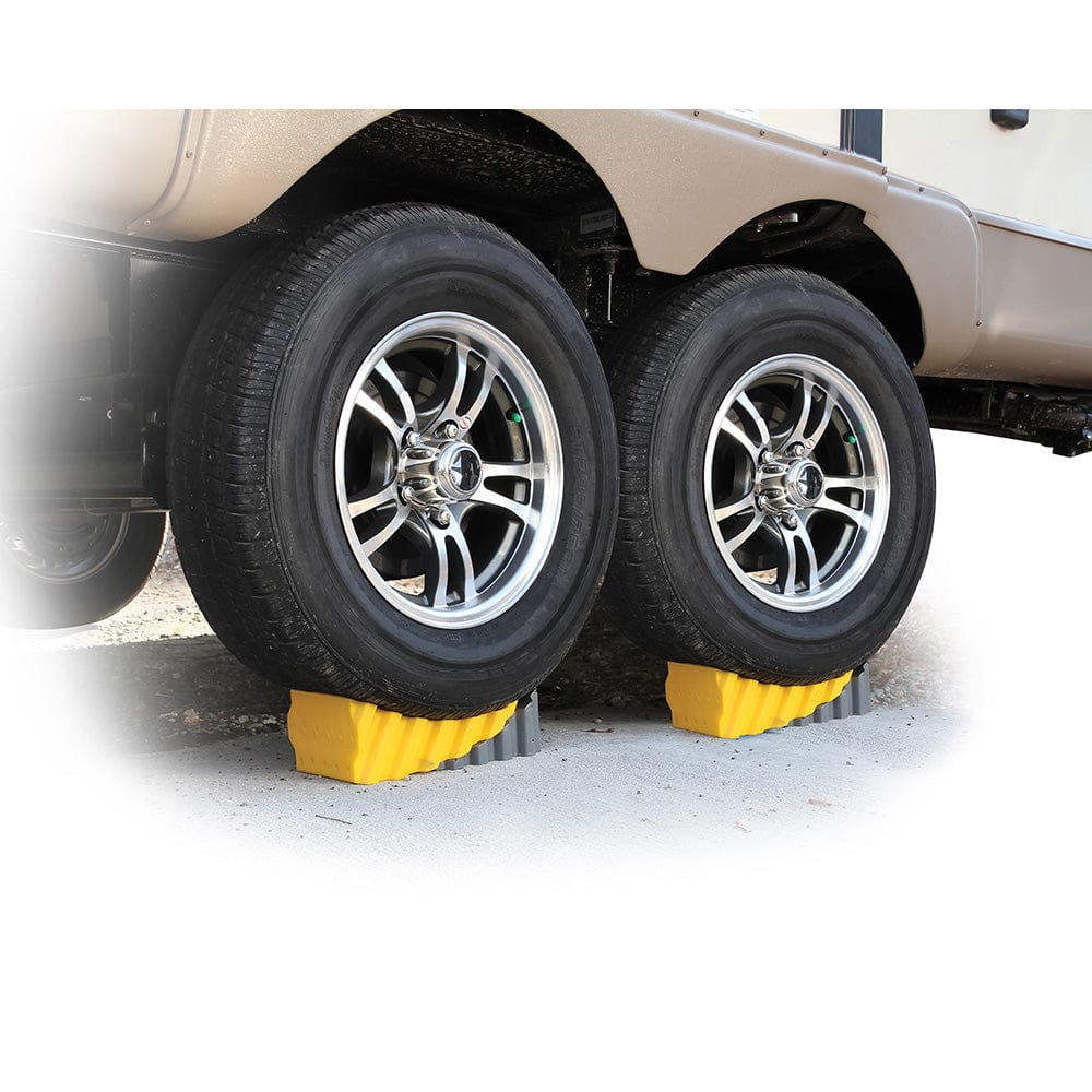 Camco Camco Curved Leveler & Wheel Chock *2-Pack Trailering