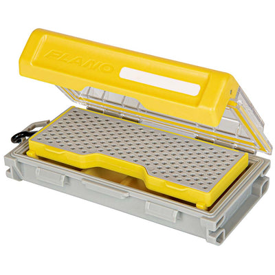 Plano Plano EDGE™ Micro Fly Box Hunting & Fishing